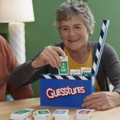 Guesstures Game -Hasbro Toyland 2d9f83f7626bb81aa7c7103e10870b1d03a831f9