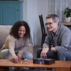 Clue Treachery At Tudor Mansion, An Escape & Solve Mystery Game, Cooperative Family Board Game, Mystery Games For Ages 10+, 1- 6 Players -Hasbro Toyland 46ea2c0d3e5972b7e33fcb5688b7200a8184135c