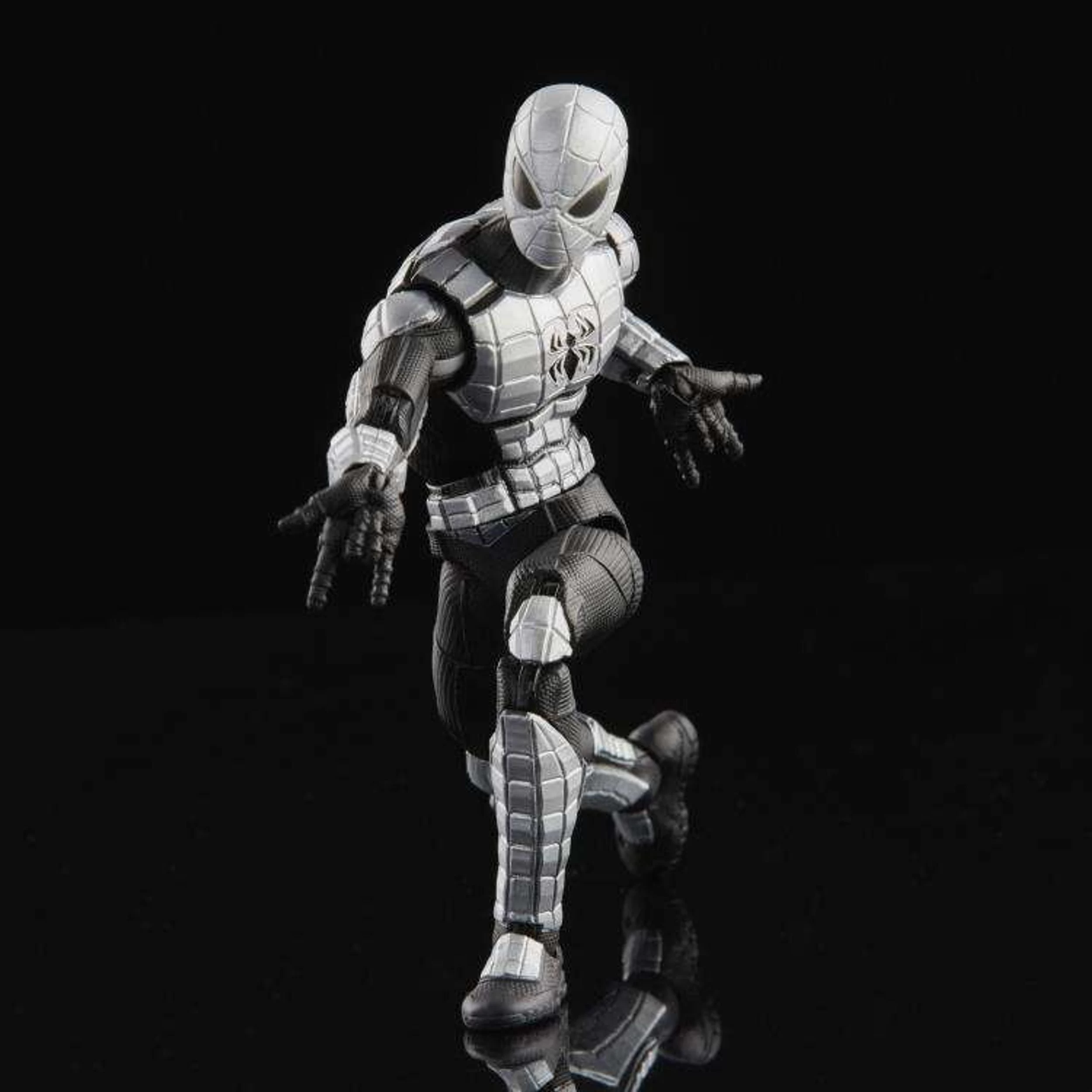 Hasbro Marvel Legends Vintage Armored Spider-Man Action Figure 7 Hasbro Marvel Legends Vintage Armored Spider-Man Action Figure - Image 5
