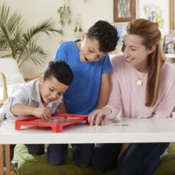 Operation Game -Hasbro Toyland 96b58400413cb0773e883527987e386638009ece