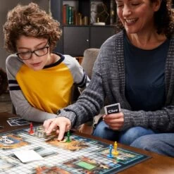 Clue Board Game, Mystery Games For 2-6 Players, Family Games For Kids Ages 8 And Up -Hasbro Toyland c173734d5dee154f92ef4de1834a47e39e52d3b8